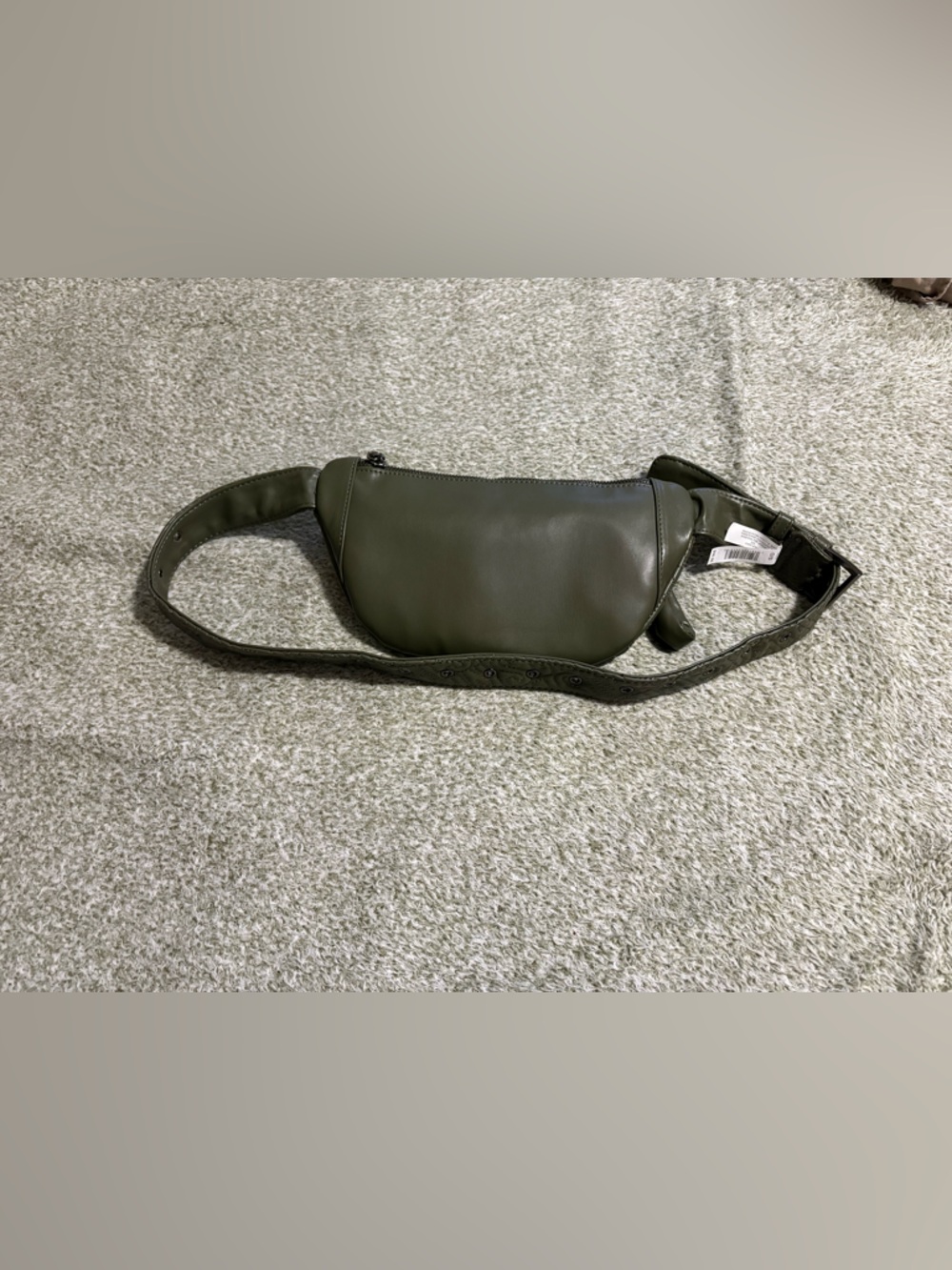 Steve Madden Olive Green Textured Crossbody Belt Bag - Picture 6 of 6